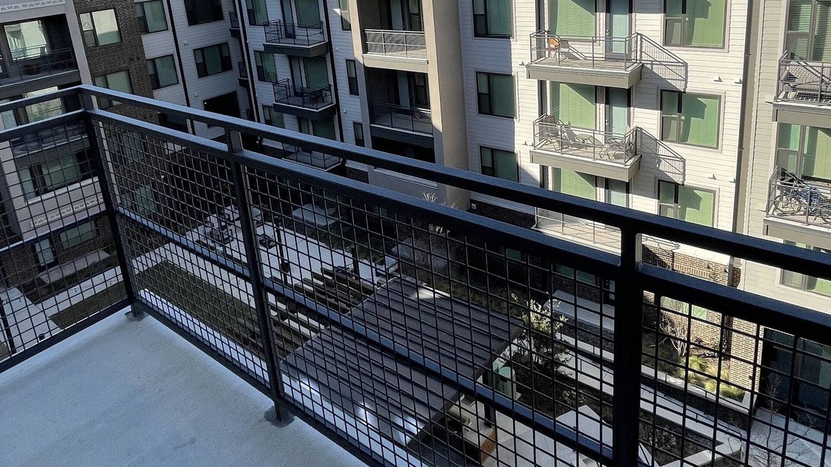 West Dallas Apartment | Mini Luxury Condo Downtown Dallas