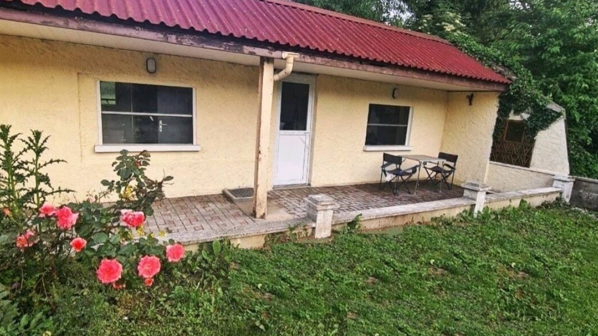 Verdun House | Mini Maison Indépendante Avec Terrasse et Jardin ?