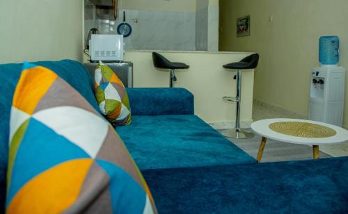 Nanyuki Apartment | Minimalist Escape Executive One Bedroom with Netflix and WIFI