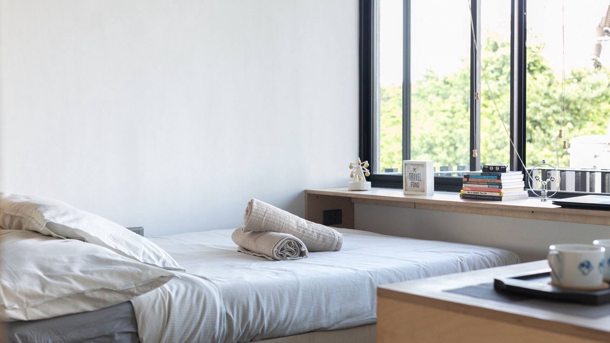 Kapitolyo House | Minimalist Japanese-style Serviced Apartments | Staycation | BGC Area