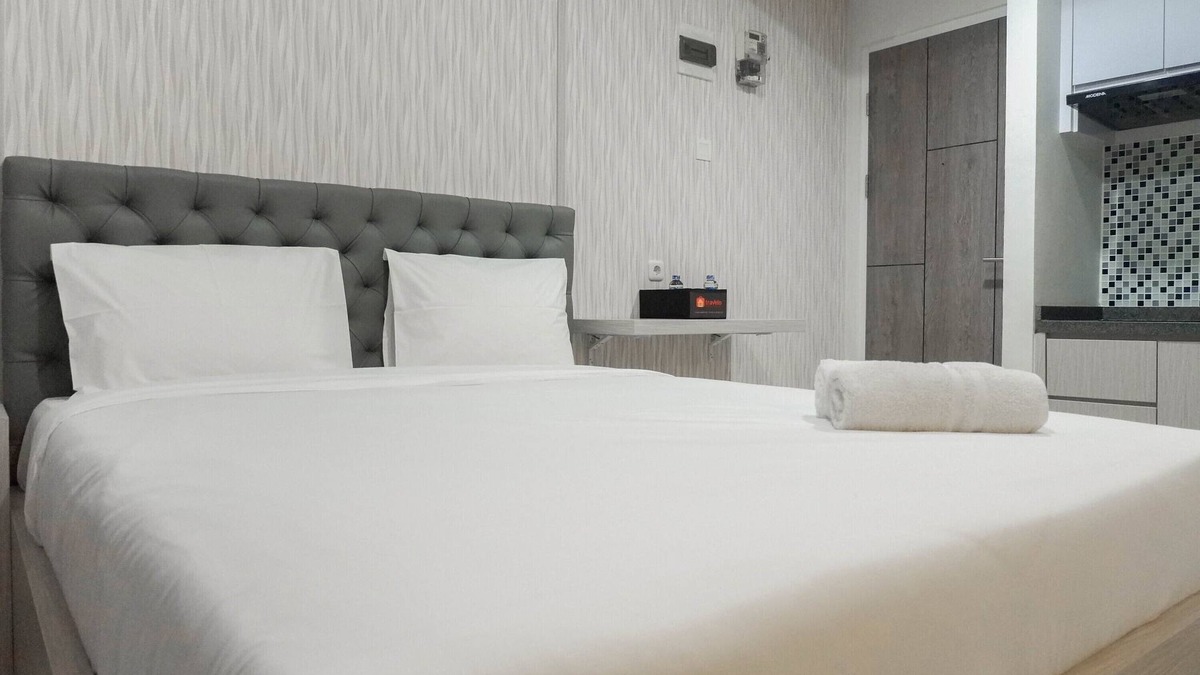 Surabaya Apartment | Minimalist Studio Apartment at Taman Melati