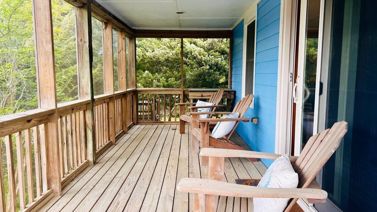 Ocracoke House | Minnow: A charming home for 2 in a secluded neighborhood in Ocracoke.