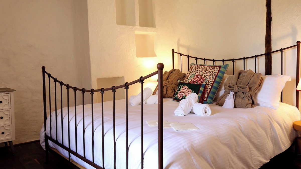Villarzel-Cabardes Apartment | Minori - 2 Bedroom - Private Terrace - Amazing View
