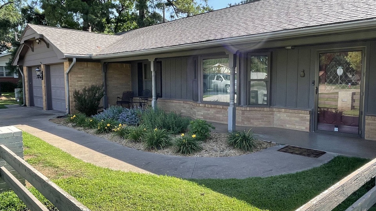 Stillwater House | Minutes to campus 2mi to Boone Pickens or 3 to the Fairground