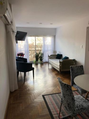 La Plata Apartment | Mira Bosques