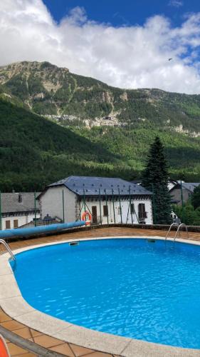 Canfranc-Estacion Apartment | Mira Moleta bienvenidos a Canfranc