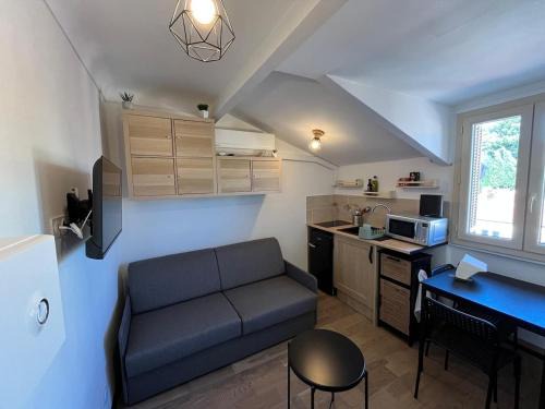 Centre Ville-Gare Apartment | Mirabeau - Studio cosy refait à neuf dans quartier au calme