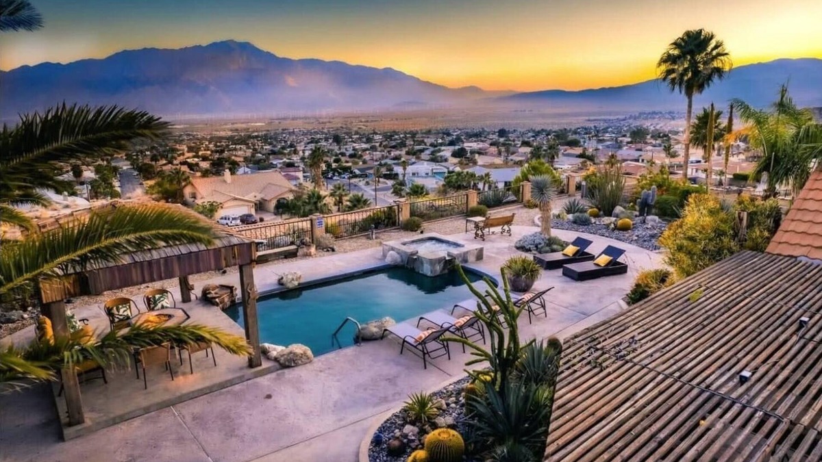 Desert Hot Springs House | Miracle 2 bedroom house with all the amenities and equipment and amazing view!
