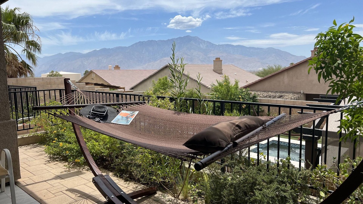 Desert Hot Springs House | MIRACLE Natural Famous Hot Mineral Springs Water Villa Desert Oasis ,EV CHARGER