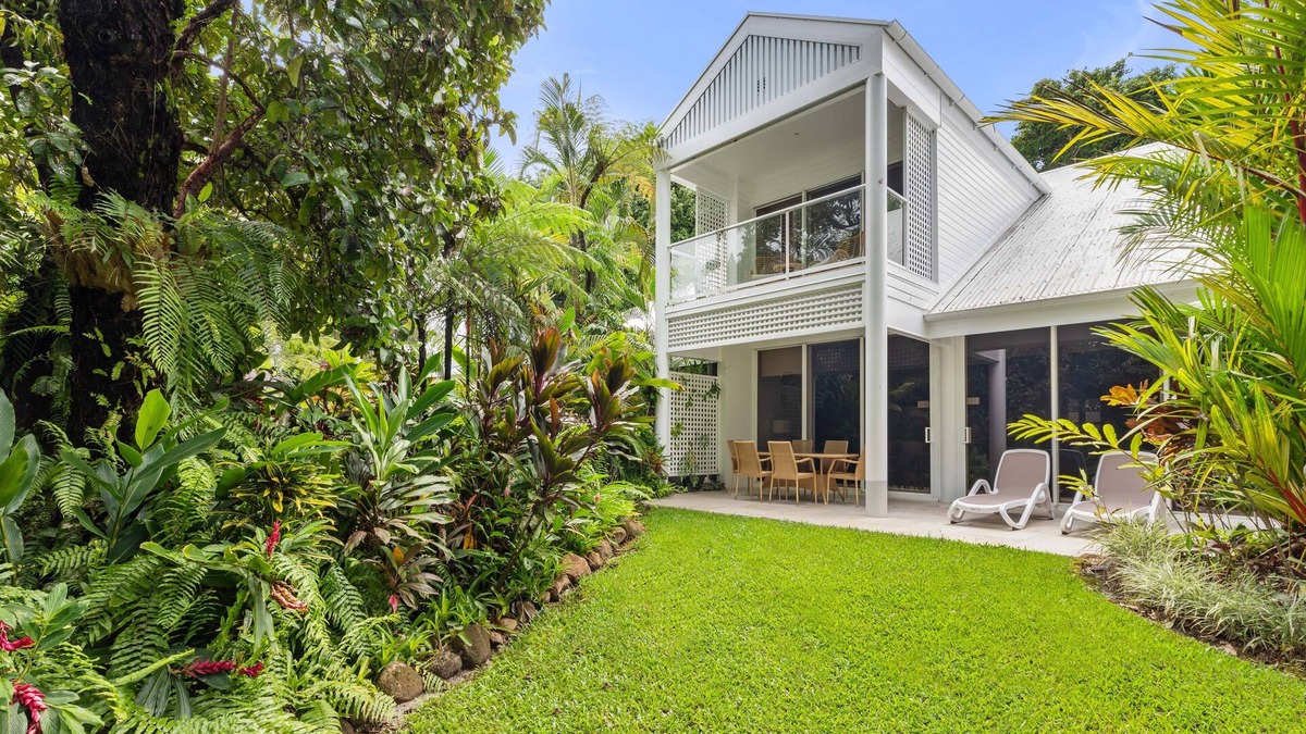 Port Douglas Villa | Mirage Resort Villa 116