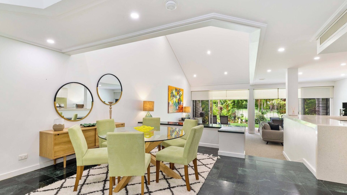 Port Douglas Villa | Mirage Resort Villa 171 with access to Sheraton Facilities