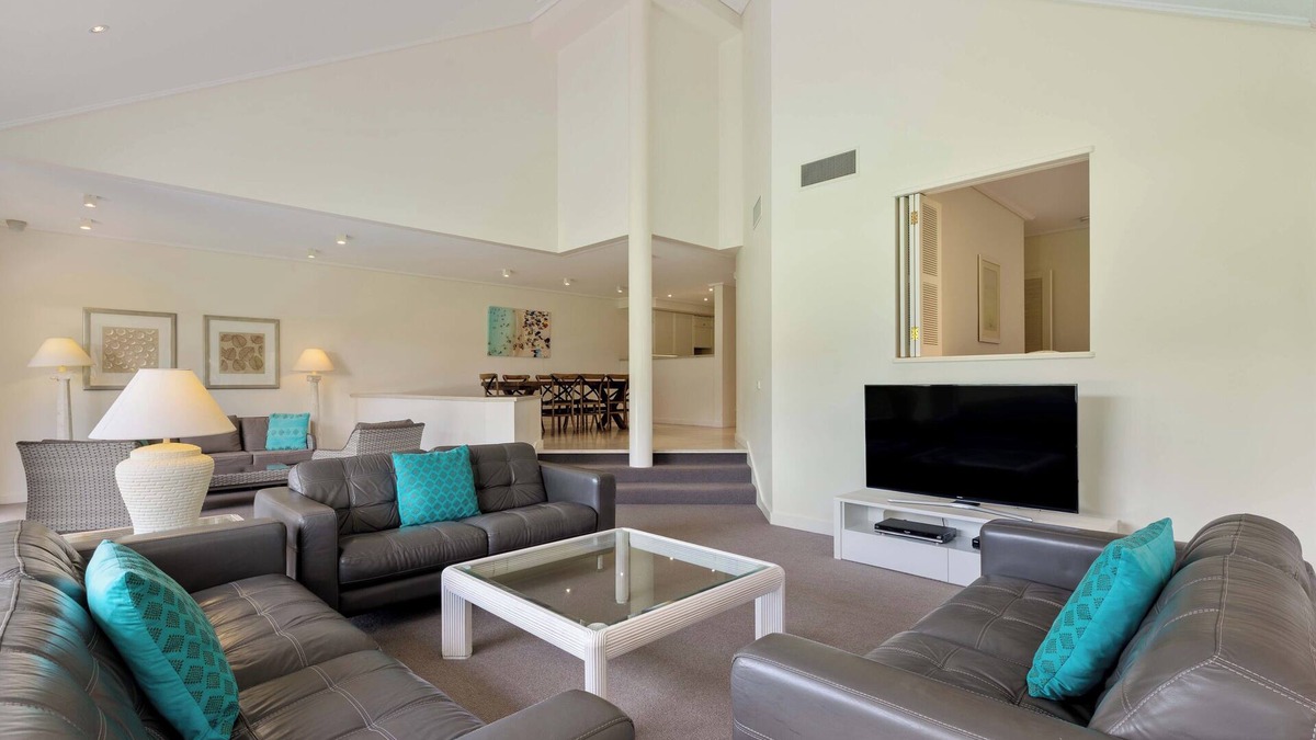 Port Douglas Villa | Mirage Resort Villa 434 with access to Sheraton Facilities