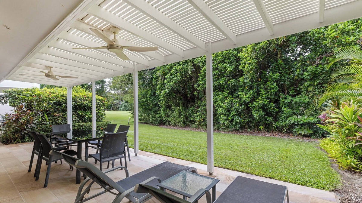 Port Douglas Villa | Mirage Resort Villa 456 with access to Sheraton Facilities