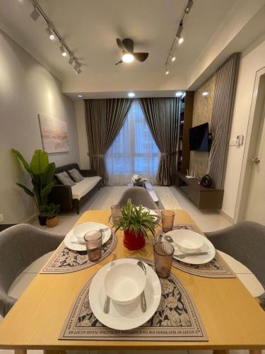 Kajang Apartment | MIRAI Residensi Kajang 2 by LUVIT STAY