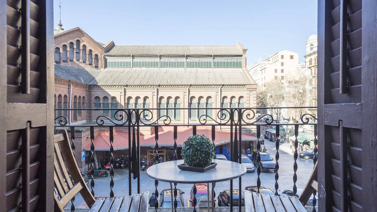 Sant Gervasi Apartment | Mirall, Sant Gervasi