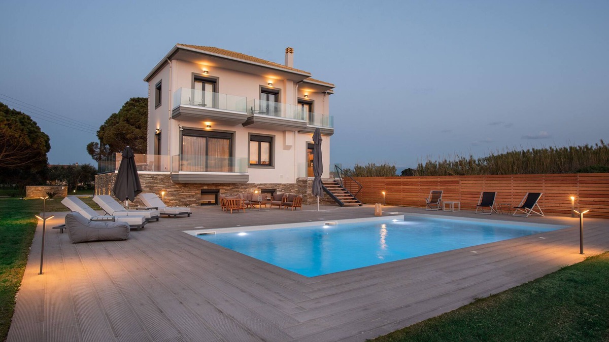 Preveza Villa | Mirazur Seafront Sunset Villa