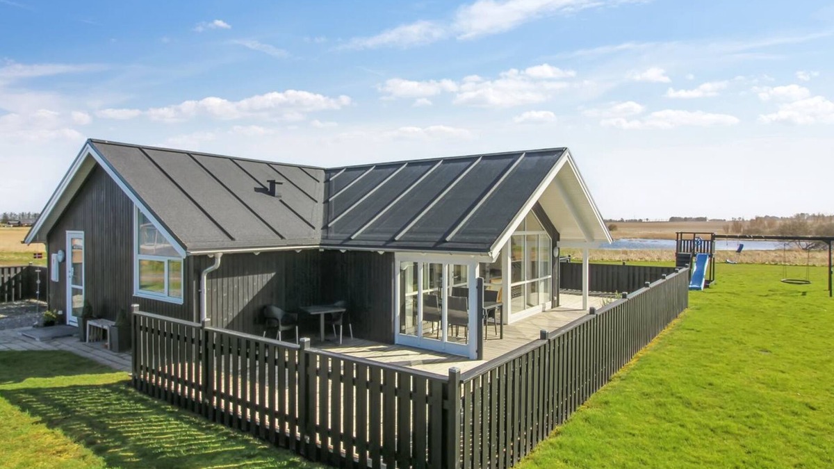Grønhøj House | "Mirkka" - 1.5km from the sea by Interhome