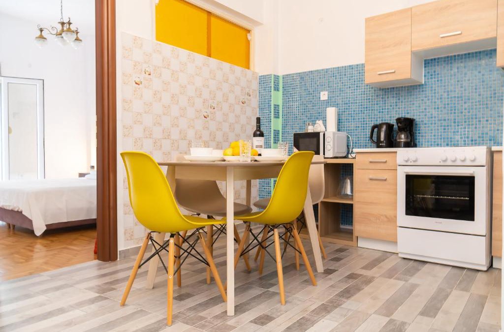 Platia Viktorias Apartment | MIRON APARTMENT IN ATHENS vipgreece