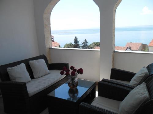 Stara Baska Apartment | Mirta