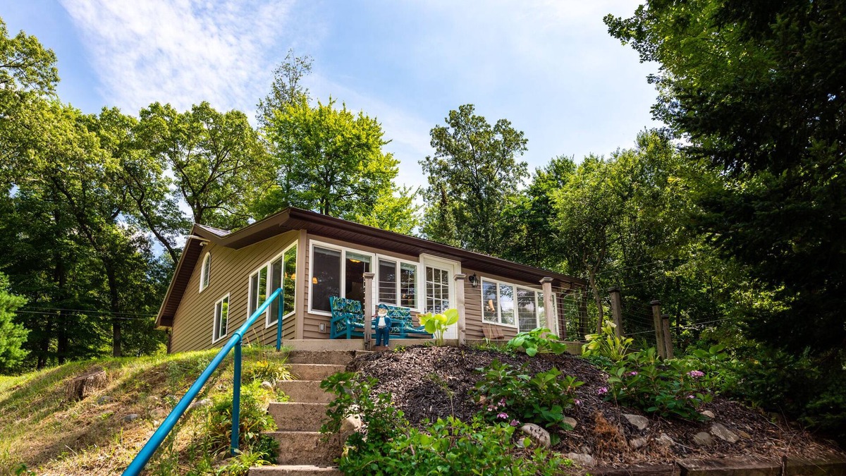 Gregory House | Miss Peabody's Cottage, A Perfect Couples Getaway in the Pinckney Rec Area