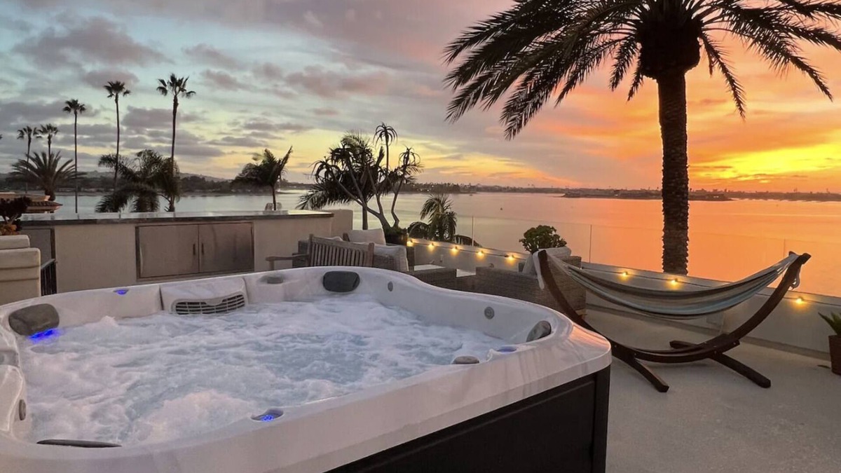 Crown Point House | Mission Bayfront Dream Home