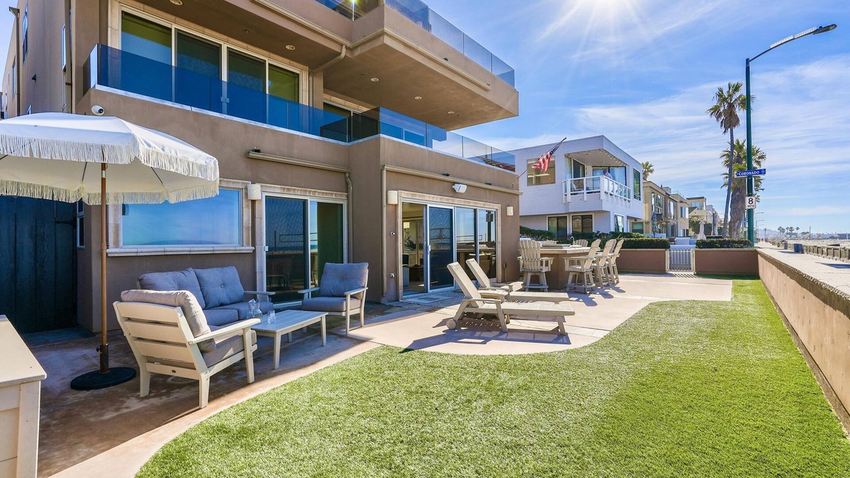 South Mission Beach House | Mission Beach Oceanfront - Ground level, no stairs. Amazing private patio