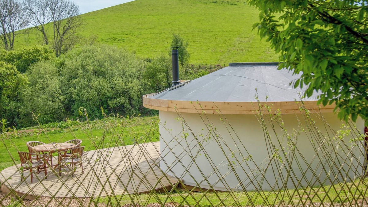 Bridport Cottage | Mistle Roundhouse - UKC6943