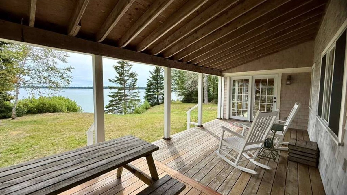 Gouldsboro Cottage | Misty Morning Cottage: Private, secluded, waterfront escape in Gouldsboro, Maine