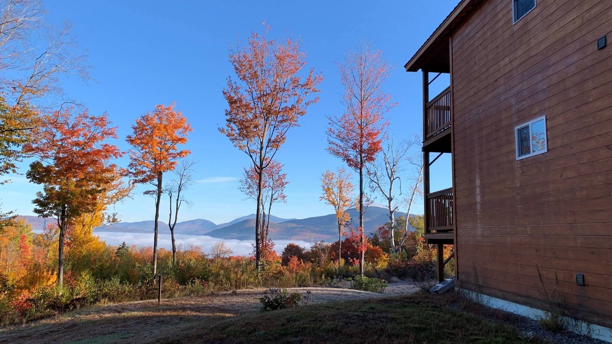 Rumney Cabin | Misty View: Private Mountainside Cabin, 2 Decks, Large Yard, Grill, Huge TV, Dog OK