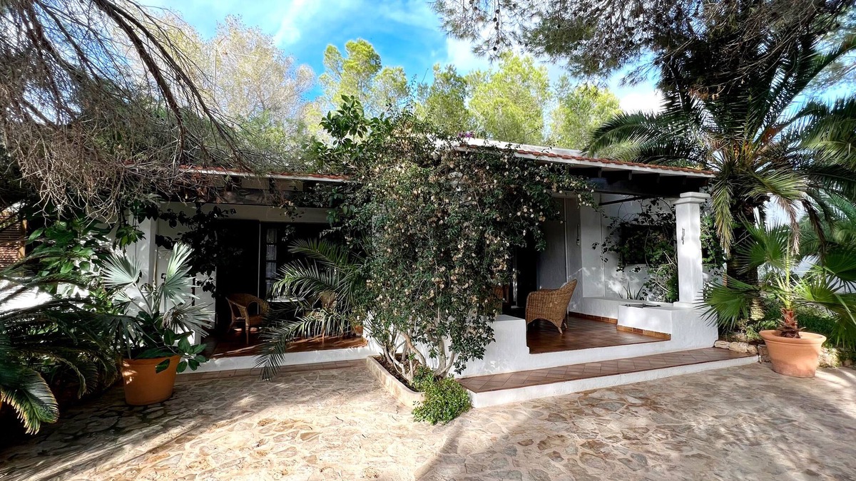 Formentera House | Mitgorn Beach: House with Garden at 200m from the Sea
