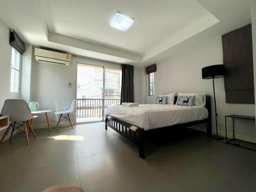 Wang Burapha Phirom Apartment | Mitr Inn The Grand Palace - Mrt Samyot Station มิตร อินน์ พระบรมมหาราชวัง