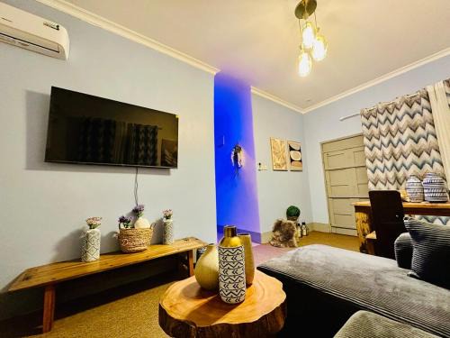 Msasani Apartment | Miwa Courtyard