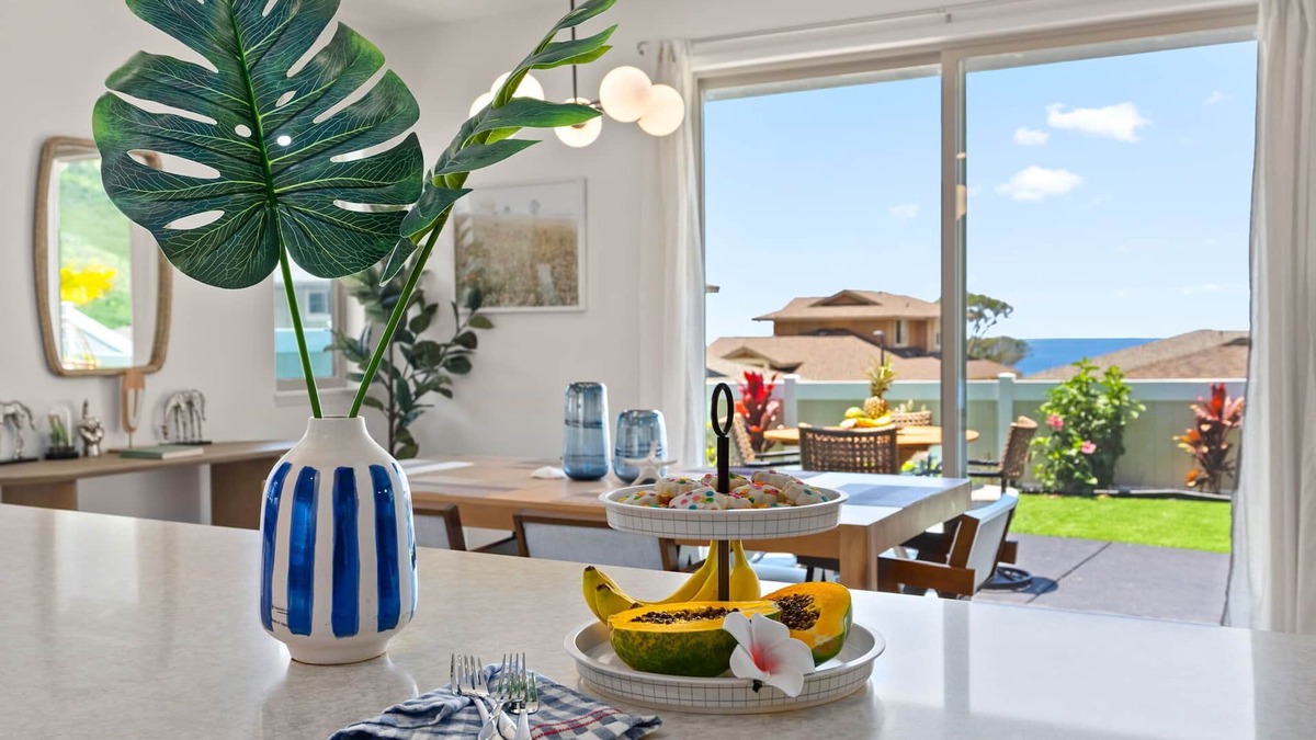 Makaha Valley House | @ ML – Aloha Hoʻonani 3BR Home | MT & Ocean Views!