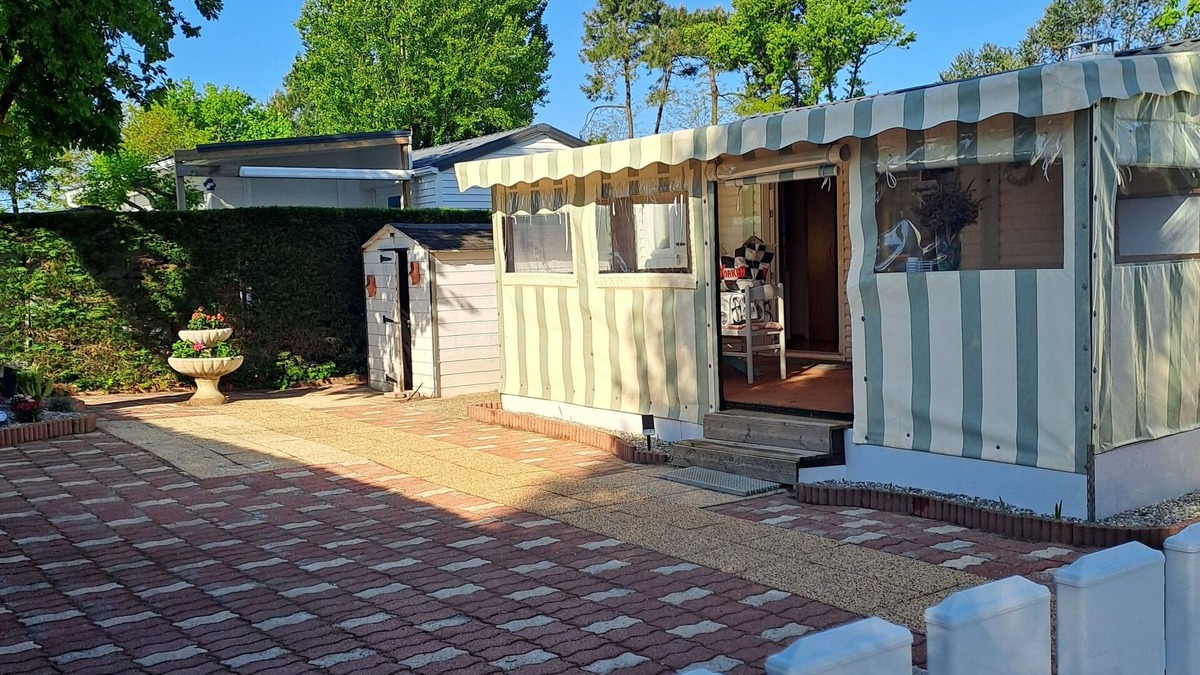 Marennes House | Mobil home 4 places terrasse couverte à 2 pas de la plage. Animaux non acceptés