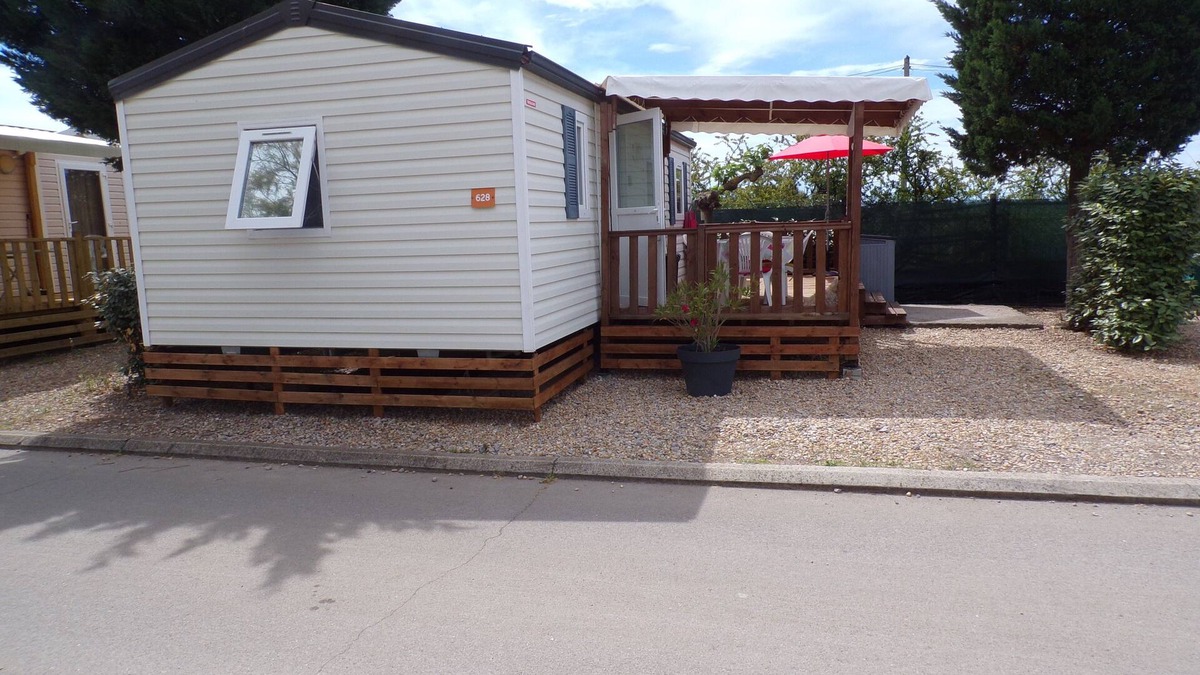 Vic-la-Gardiole House | Mobil Home 6 Personnes Climatisé et Moustiquaire Dans les Chambres