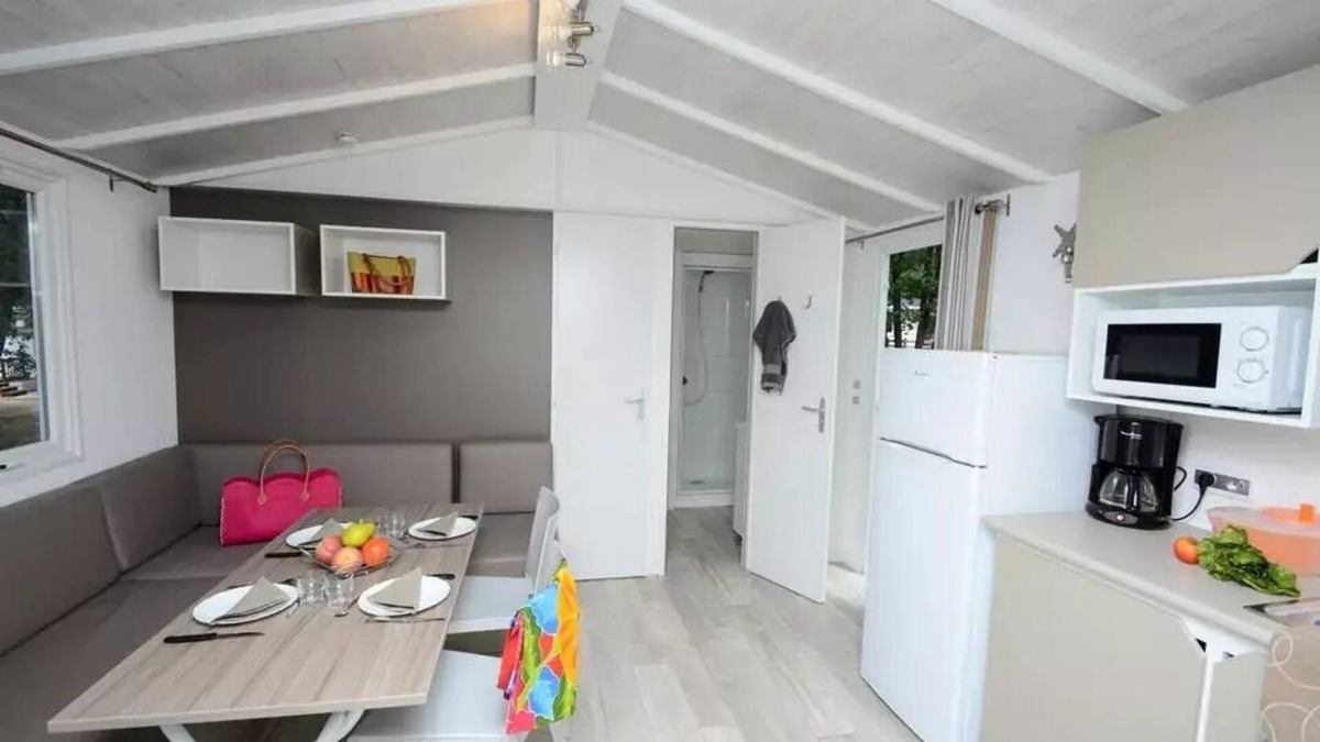 Saint-Paul-en-Foret House | Mobil Home Komfort 35m2 3 Schlafzimmer Samstag klimatisierte 6 Personen