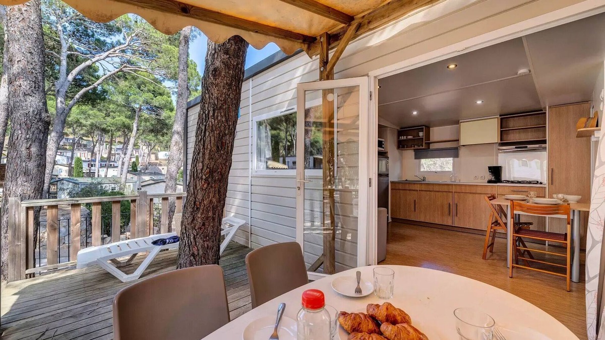 Wijckel House | Mobil-home | Premium Azure | 3 Bedrooms | 6 sleeps | Raised terrace | A/C