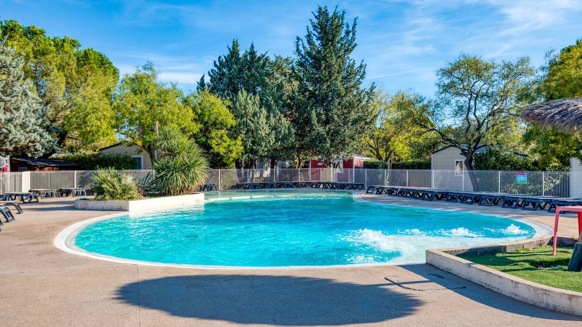 Gallargues-le-Montueux House | Mobile Home Rental Camping Les Amandiers