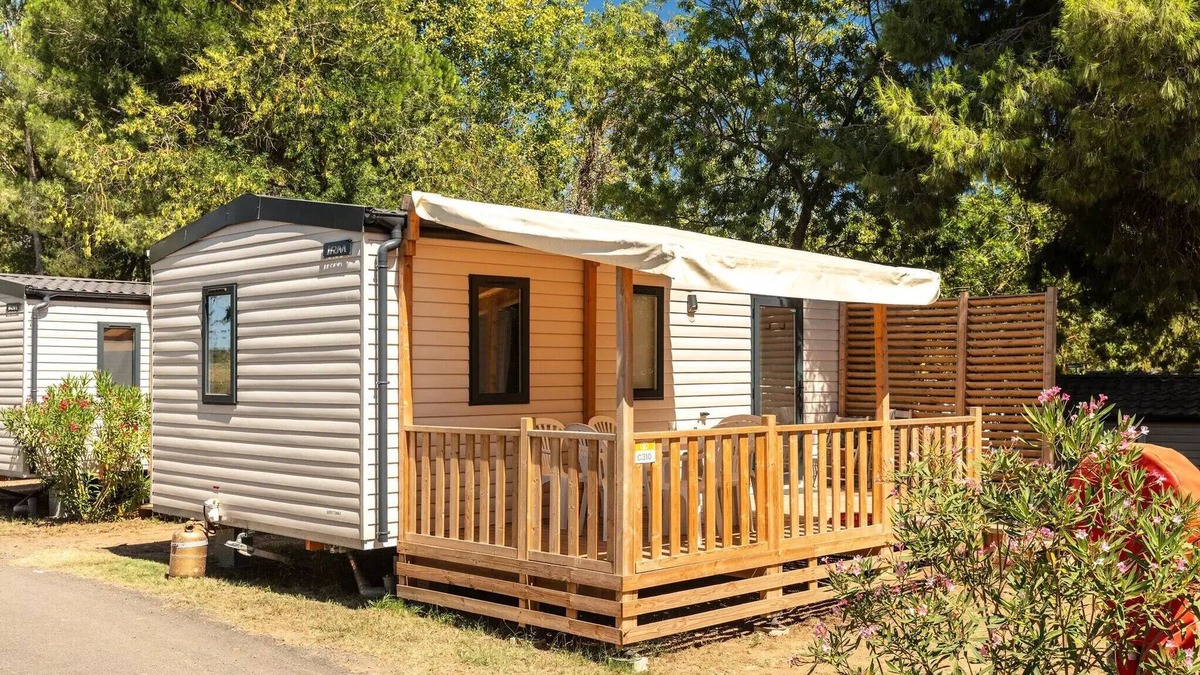 Les Mazures House | Mobile-home | Comfort | 3 Bedrooms | 6 sleeps | Raised terrace | A/C