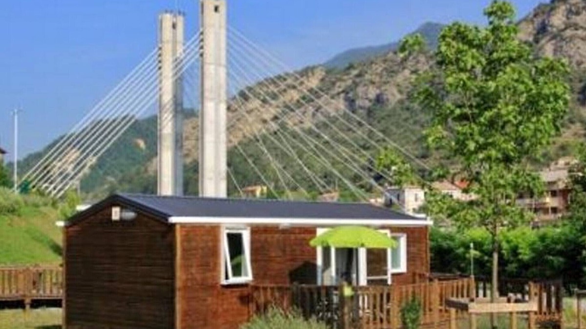 Puget-Theniers House | Mobile home for 4 with terrace in Puget-Théniers