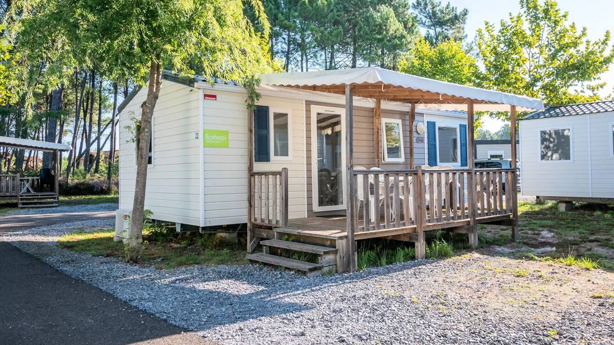 Villeveyrac House | Mobile-home | Comfort | 3 Bedrooms | 6 sleeps | Raised terrace | A/C