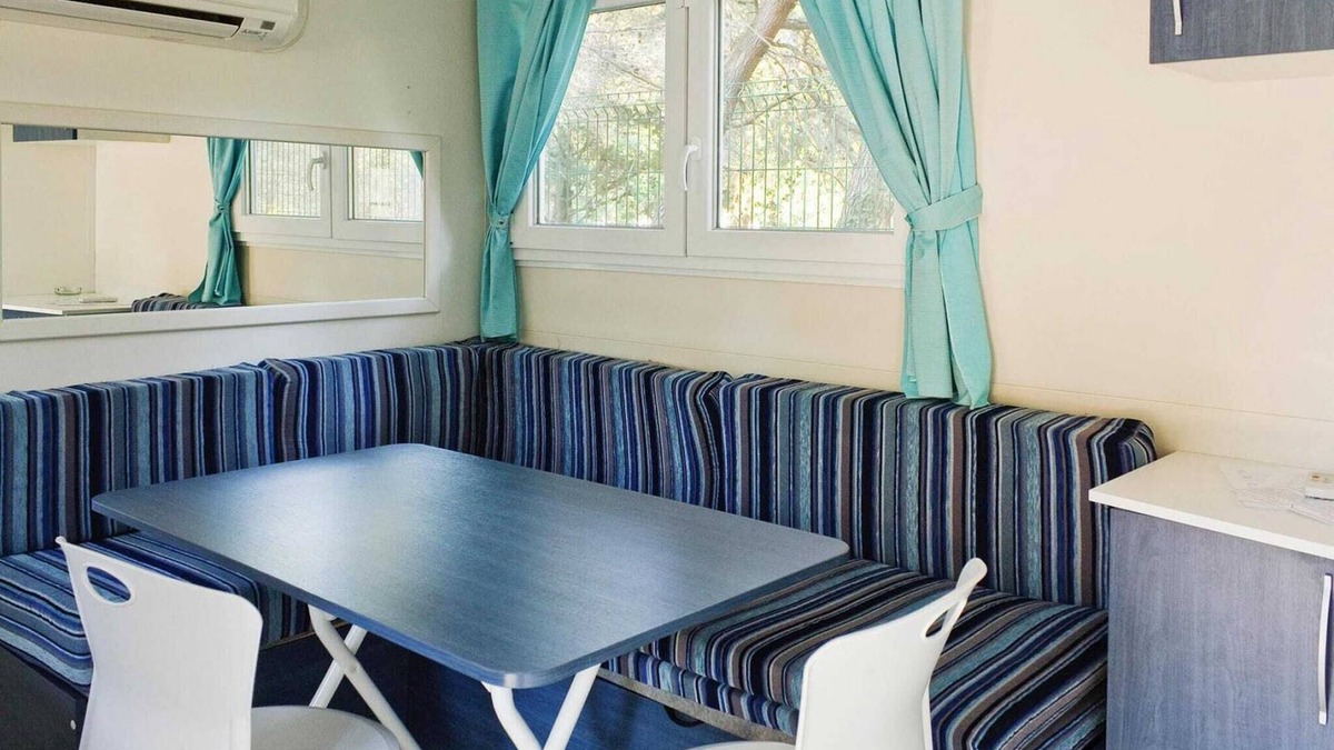 Cres House | Mobile Home in Cres near Pebble Beach