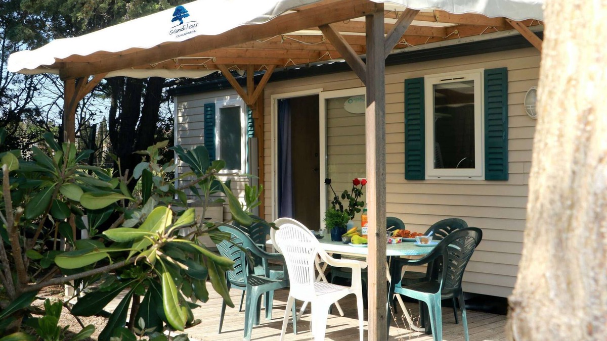 Sigean House | Mobile home “La Vague Joyeuse” * Air-conditioned * Mobile home for 4 people