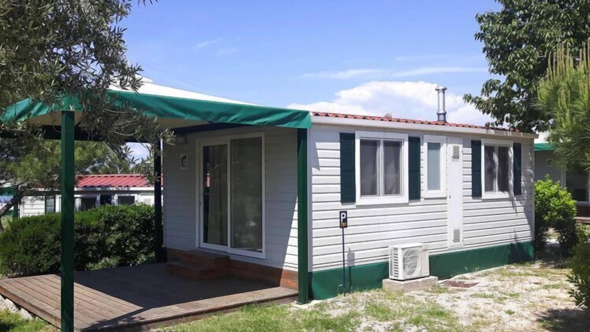 Cres House | Mobile Home on Cres near Pebble Beach