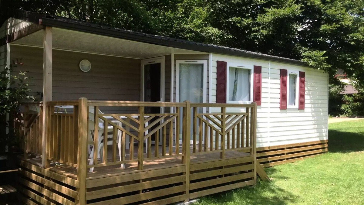 Saint-Paul-de-Vezelin House | Mobilhome 31 m2/3 Schlafzimmer - Terrasse halbbedeckt + TV + Klimaanlage 6 Personen