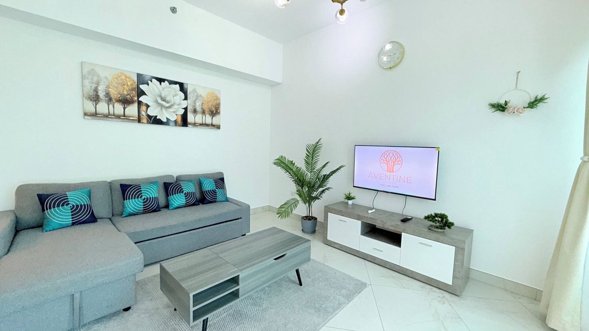 Dubai Apartment | Modern 1-bedroom apartment with fitness room, swimming and Sauna