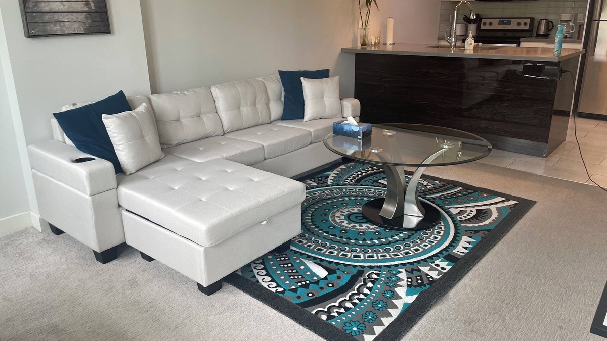 Downtown Calgary Apartment | Modern 1 Bedroom condo with riverview in Calagry