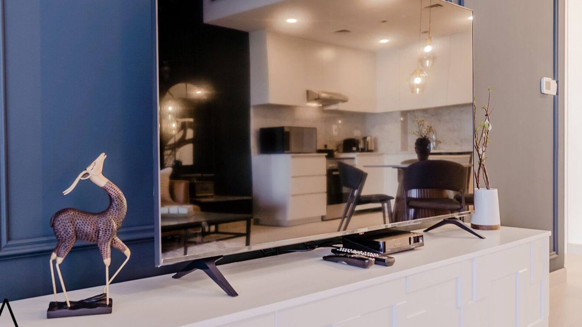 Discovery Gardens Apartment | Modern 1 BR in Rahaal 2