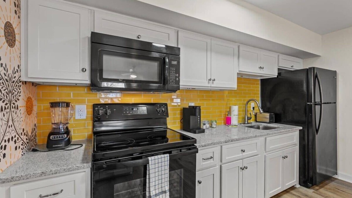 Windy Hill Apartment | Modern 1BR | Clean, Cozy & Pet-Friendly