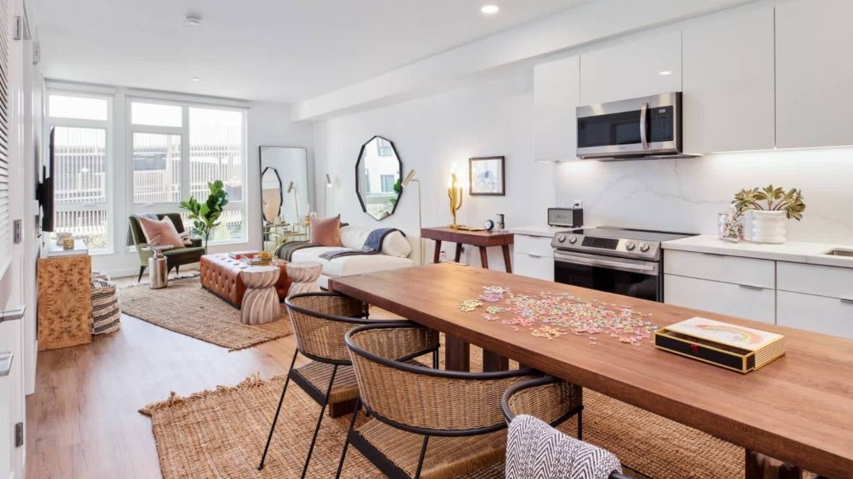 Oakland Condo | Modern 1BR Condo at Aero – Stylish Stay in Alameda